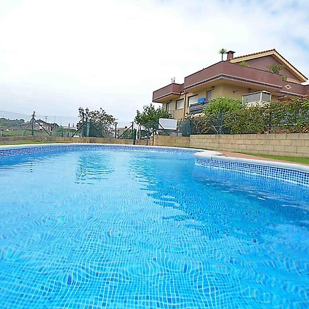 El Apartamento De Santa Natalia By Just Room Мьенго Экстерьер фото